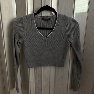 Grey v neck long sleeve